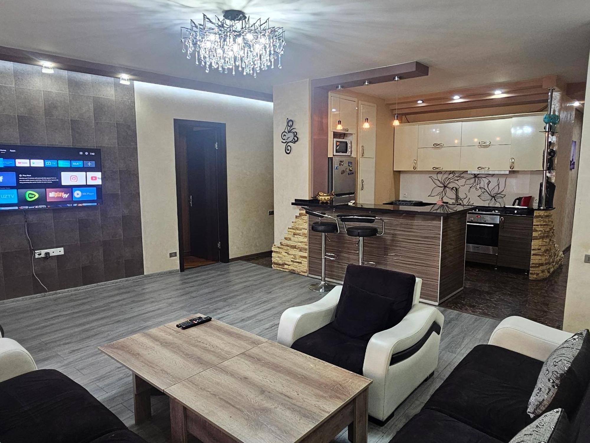 Apartamento Nukri-2017 Batumi Habitación foto
